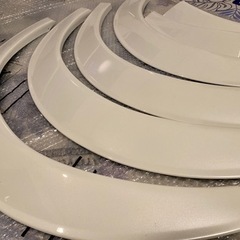 ハイエース　オーバーフェンダー　070　パールホワイト　フェンダー ハイエース オーバーフェンダー パールホワイト070