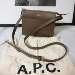 新品同様未使用5.2万。A.P.C. SAC ELLA ミニ 2...