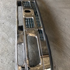 旧いすゞギガバンパー社外品美品