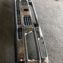 旧いすゞギガバンパー社外品美品