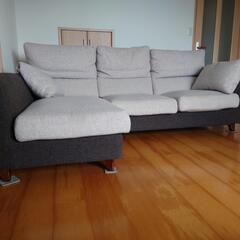 カウチソファ　東京インテリア購入