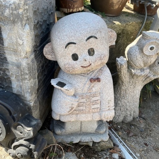 ピンク御影石　一休さん　置物　オブジェ　庭石