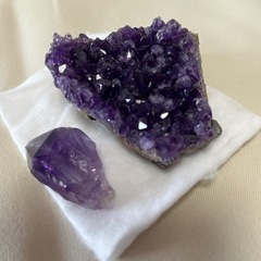 紫水晶　アメジスト　母岩付き　パワーストーン