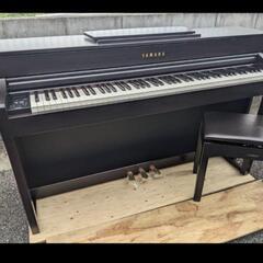 ★大阪〜岡山まで配達無料！ 送料込み YAMAHA 人気の 電子ピアノ CLP-735R 2021年購入