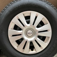 キャラバン、ハイエース用15インチスタッドレスタイヤ