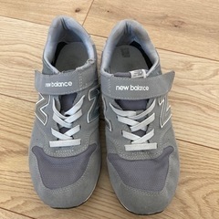 スニーカー ＜NEW BALANCE＞YV996 グレー 24cm