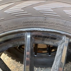 スタッドレスタイヤ ヨコハマタイヤ アイスガード 18インチ バリ山 美品