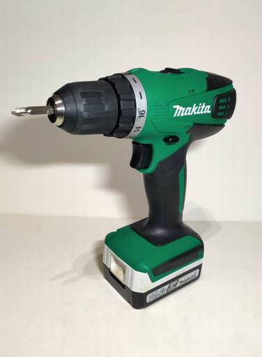 【再出品】　MAKITA　マキタ14.4V　ドライバードリル　バッテリー３個付き