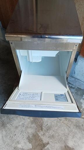 凝縮器の薬品洗浄実施済み　ダイワ業務用製氷機DRI-25LME　ホシザキ
