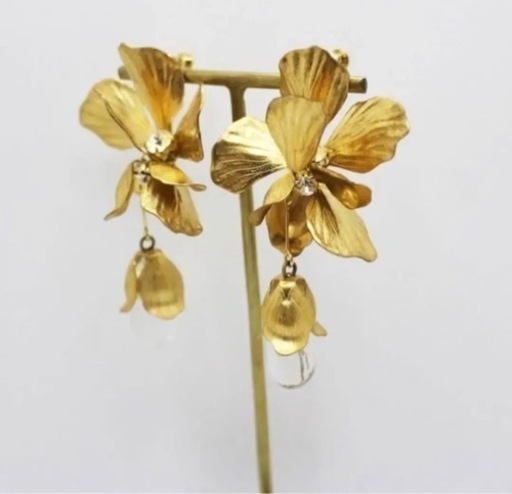 【orgablanca】DAFFY earring（ダッフィイヤリング）