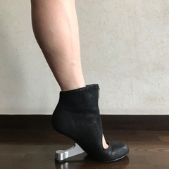 状態良い: UNITED NUDE ブラックヒール