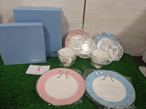 049【新品/未使用品】NARUMI 食器 ペアデザートプレートセット＆6ピース・ペアコーヒーセット
