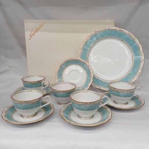 Noritake 華麗句 サロンセット ティーカップ\u0026ソーサー5客＋大皿 未使用品