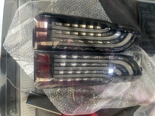 美品！ハイエース 415コブラLEDテールランプ 415 COBRA FLEX コラボ