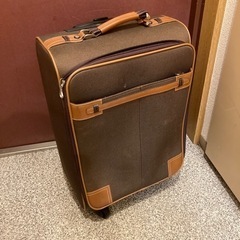 【ドタキャン禁止】スーツケース