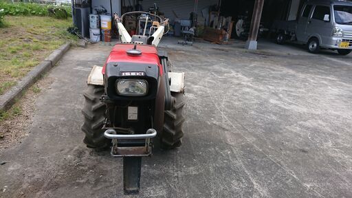 耕運機　ISEKI　KA800を売ります。