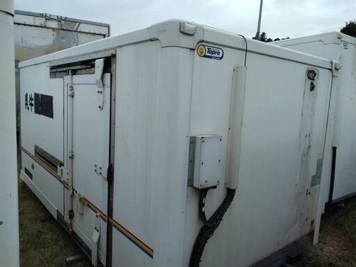 匝瑳市】左右 横スライド扉付き 保冷コンテナ (No.Y-323) 長さ約352cm