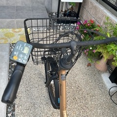 受け渡し予定者います。電動自転車中古