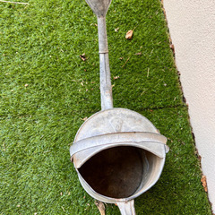 世界に一つ！アンティークブリキのジョウロ