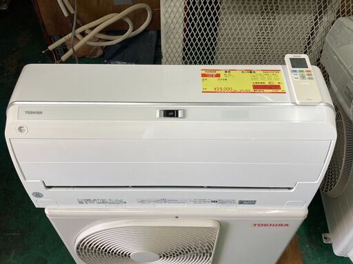 K04506　東芝　2019年製　中古エアコン　主に6畳用　冷房能力　2.2KW ／ 暖房能力　2.2KW