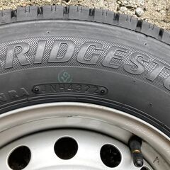 新品未使用　軽トラor軽バン用 スタッドレスタイヤ　ブリヂストン W300　145R12 6PR　4本セット