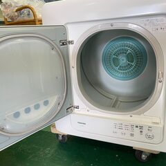☆東芝☆ 衣類乾燥機 高年式 2022年 ED-608 TOSHIBA 乾燥台