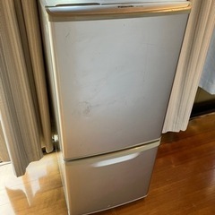 パナソニック　ノンフロン冷蔵庫　138L 2012年製