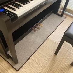 ヤマハ電子ピアノ★CLP-735R★21年製★美品★防音マット付