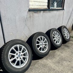 アルファード　ヴェルファイア　スタッドレス　215/65R16　