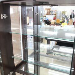 ダウンライト付きコレクションボード☆飾り棚☆幅75cm☆高さ183cm 