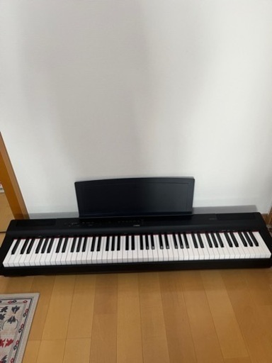 ヤマハ電子ピアノP125B (ヘッドホン　HPH-100B付)