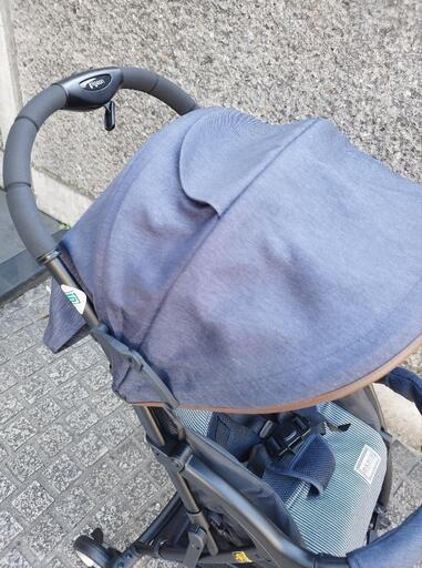 取引中・中古ピジョンB型軽量ベビーカービングル 公式修理センターで