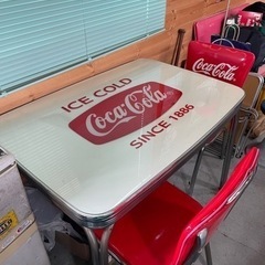 コカコーラ　テーブル椅子セット。