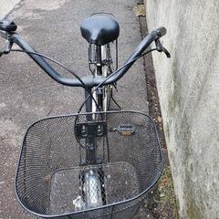 B126 普通自転車★AQUA TIQUE★26インチ★変速無し B126 普通自転車☆AQUA TIQUE☆26インチ☆変速無し