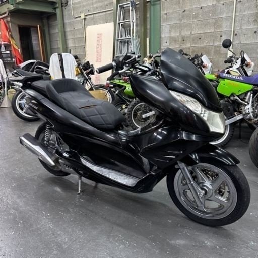 【セール値下中‼️】PCXカスタム✨フェンダーレス✨社外ハンドル⭐️メッキパーツ⭐️セル1発‼️全国陸送✨ホンダ 125cc