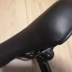 自転車　サドル　パーツ