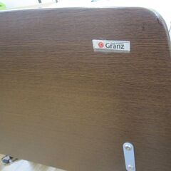R601 Granz リクライニング電動ベッド 3モーター 式、ソフトマット付、 Used・良品