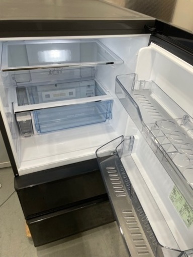【美品】AQUA アクア 3ドア 冷凍冷蔵庫 238L ノンフロン冷蔵庫 自動製氷機能付き AQR-SV24G(K) ブラック 2017年製 取説付き 動作品