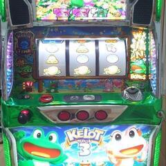 お値引/ 3月いっぱいで締切 / スロット台 実機 ケロット4 ドアキー有り