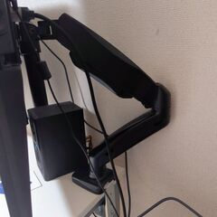 モニターアーム 13-32インチ対応(Monitor Arm)の画像