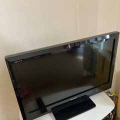 テレビ　TOSHiBA 32インチ