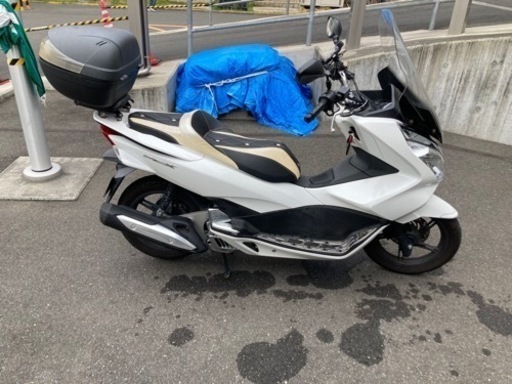 岡山発 pcx125 JF56 11,000km走行 お買い得 値下げしました 外傷多数の