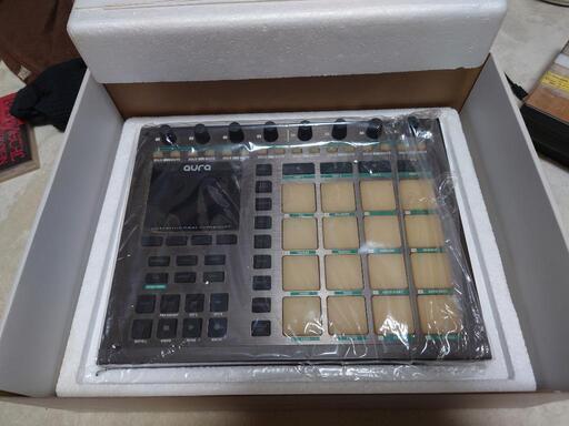 電子楽器 nakter aura