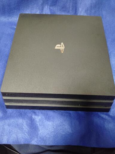 【PS4 pro】CUH-7200 1TB