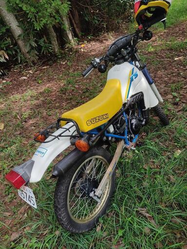 メンテ済みSUZUKI TS50 即乗り出し可能 オマケでメットも付きます