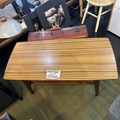 カリモク60 リビングテーブル　家具　テーブル