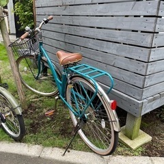 自転車 26 インチ オートライト 付き シティサイクル シマノ...