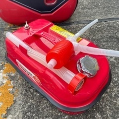 発電機1600w　ナカトミ　燃料缶付き