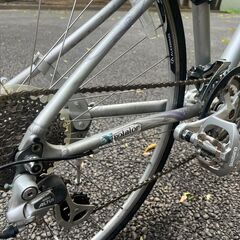 ✨美品✨クロスバイク SPECIALIZED VITA 24段変速 700 アルミ シルバー 