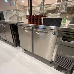 綺麗な店舗用厨房機器、備品をお譲り致します。